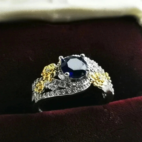 925 silver  ring - Picture 2 of 3